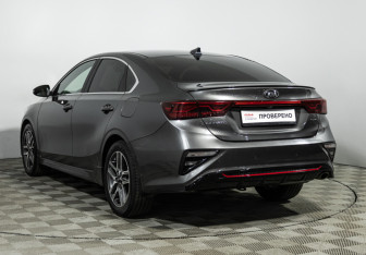 Подержанный автомобиль Kia Cerato Sedan 2020 года (7 фото)