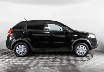 Подержанный автомобиль SsangYong Actyon 2014 года (4 фото)