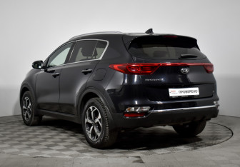 Подержанный автомобиль Kia Sportage 2021 года (7 фото)