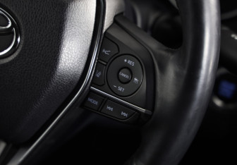 Подержанный автомобиль Toyota Camry Sedan 2021 года (11 фото)