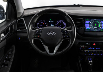 Подержанный автомобиль Hyundai Tucson 2017 года (11 фото)