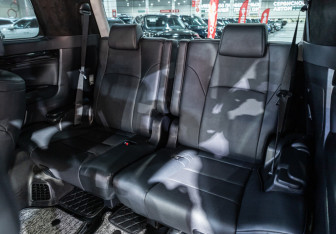 Подержанный автомобиль Toyota Alphard 2018 года (30 фото)