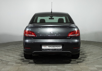 Подержанный автомобиль Peugeot 408 2016 года (6 фото)
