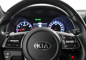 Подержанный автомобиль Kia Cerato Sedan 2020 года (19 фото)