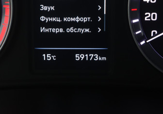 Подержанный автомобиль Hyundai Sonata 2018 года (16 фото)