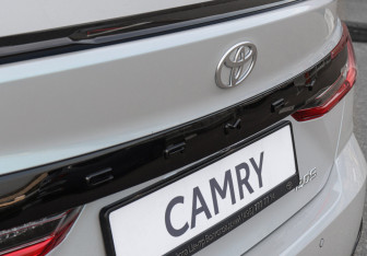 Новый Toyota Camry Sedan 2025 (14 фото)