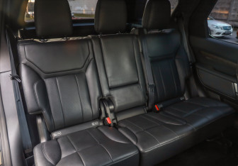 Подержанный автомобиль Land Rover Discovery 2018 года (30 фото)
