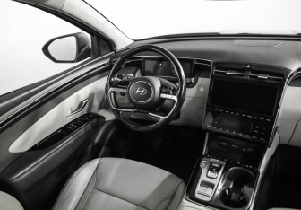 Подержанный автомобиль Hyundai Tucson 2021 года (9 фото)