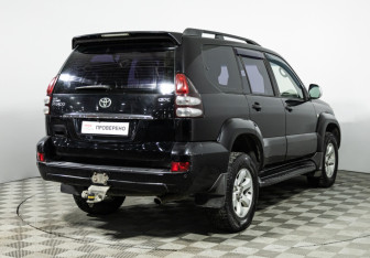 Подержанный автомобиль Toyota Land Cruiser Prado 2006 года (5 фото)