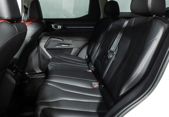 Подержанный автомобиль Haval H3 2025 года (10 фото)