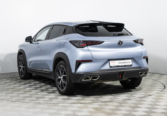 Подержанный автомобиль Changan UNI-T 2021 года (7 фото)