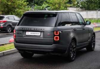 Подержанный автомобиль Land Rover Range Rover 2020 года (6 фото)