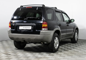 Подержанный автомобиль Ford Escape 2000 года (5 фото)