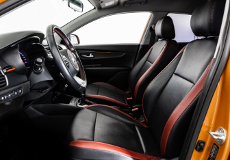 Подержанный автомобиль Kia Rio Hatchback 2019 года (21 фото)