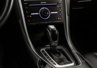 Подержанный автомобиль Ford Mondeo Sedan 2017 года (13 фото)