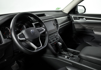 Подержанный автомобиль Volkswagen Atlas 2021 года (9 фото)