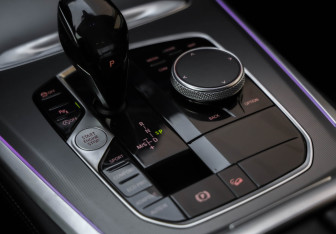 Подержанный автомобиль BMW X5 2019 года (20 фото)