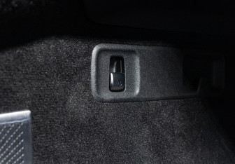 Подержанный автомобиль Mercedes-Benz AMG GT Liftback 2020 года (29 фото)