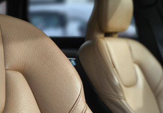 Подержанный автомобиль Volvo S90 2019 года (19 фото)