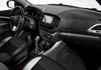 Подержанный автомобиль LADA (ВАЗ) Vesta Sedan 2020 года (12 фото)