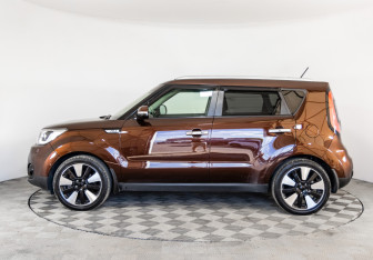 Подержанный автомобиль Kia Soul 2017 года (8 фото)