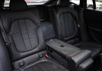 Подержанный автомобиль BMW X6 2019 года (31 фото)