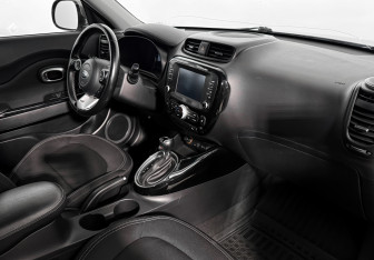 Подержанный автомобиль Kia Soul 2018 года (10 фото)