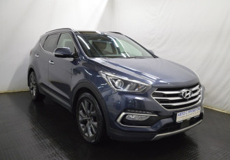 Подержанный автомобиль Hyundai Santa Fe 2016 года (3 фото)