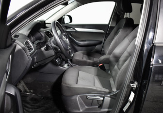 Подержанный автомобиль Audi Q3 2015 года (10 фото)