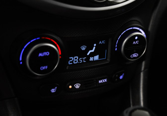 Подержанный автомобиль Hyundai Solaris Sedan 2016 года (13 фото)