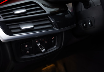 Подержанный автомобиль BMW X6 2018 года (16 фото)