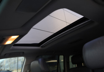 Подержанный автомобиль Toyota Land Cruiser Suv 2008 года (22 фото)