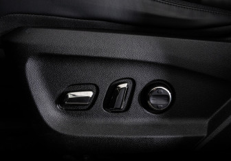 Подержанный автомобиль Exeed TXL 2022 года (24 фото)