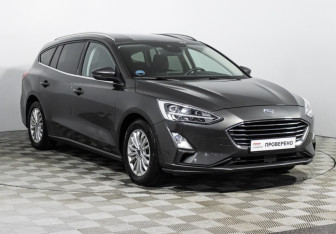 Подержанный автомобиль Ford Focus Wagon 2019 года (3 фото)
