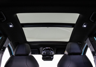 Подержанный автомобиль Geely Coolray 2024 года (33 фото)