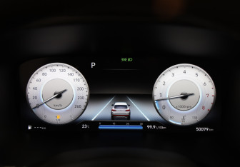 Подержанный автомобиль Hyundai Santa Fe 2022 года (12 фото)