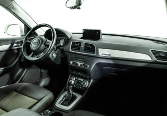 Подержанный автомобиль Audi Q3 2012 года (9 фото)