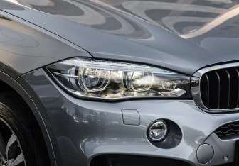 Подержанный автомобиль BMW X6 2017 года (11 фото)