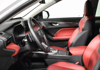 Подержанный автомобиль Haval Jolion 2024 года (10 фото)