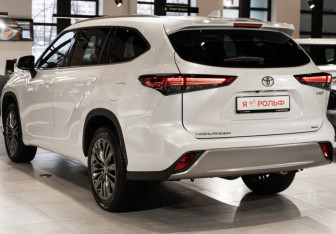 Новый Toyota Highlander 2025 (6 фото)