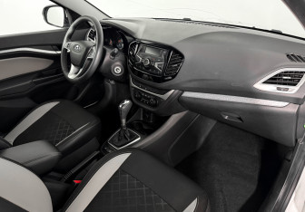 Подержанный автомобиль LADA (ВАЗ) Vesta Wagon 2020 года (14 фото)