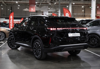 Подержанный автомобиль Exeed RX 2023 года (12 фото)