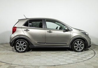 Подержанный автомобиль Kia Picanto 2018 года (4 фото)