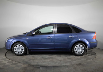 Подержанный автомобиль Ford Focus Sedan 2007 года (4 фото)