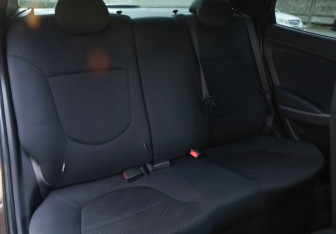 Подержанный автомобиль Hyundai Solaris Sedan 2014 года (20 фото)