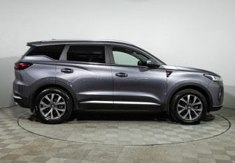 Подержанный автомобиль Chery Tiggo 7 Pro Max 2023 года (4 фото)