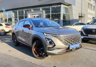 Подержанный автомобиль Omoda C5 2023 года (3 фото)