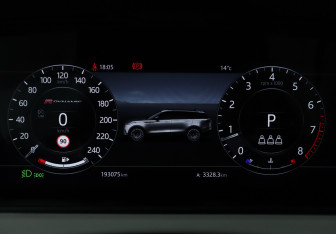 Подержанный автомобиль Land Rover Range Rover Velar 2019 года (20 фото)