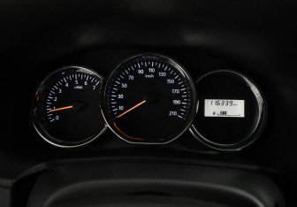 Подержанный автомобиль Renault Logan Sedan 2018 года (17 фото)