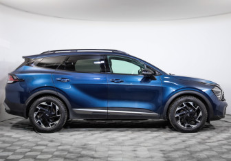 Подержанный автомобиль Kia Sportage 2022 года (4 фото)